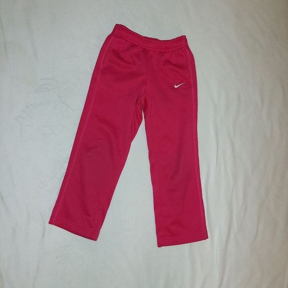 KidsĀ Nike PantsāSet - Picture 3 of 3